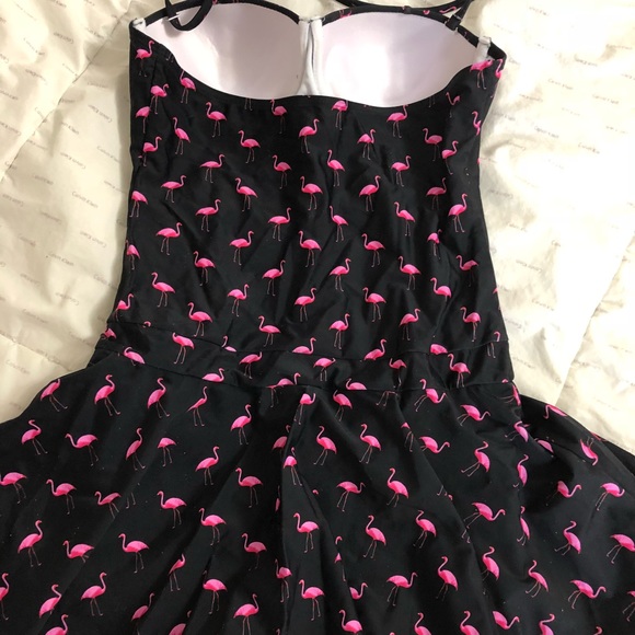 Swimwear - Picture 5 of 5